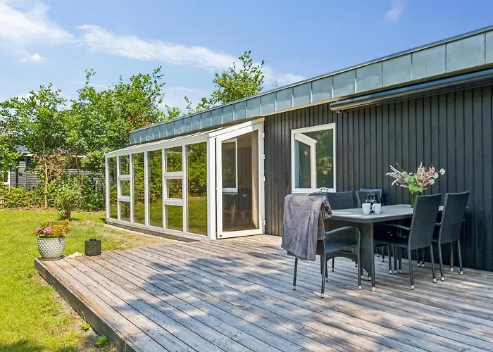 Awesome In Knebel With 2 Bedrooms And Internet * Ebeltoft